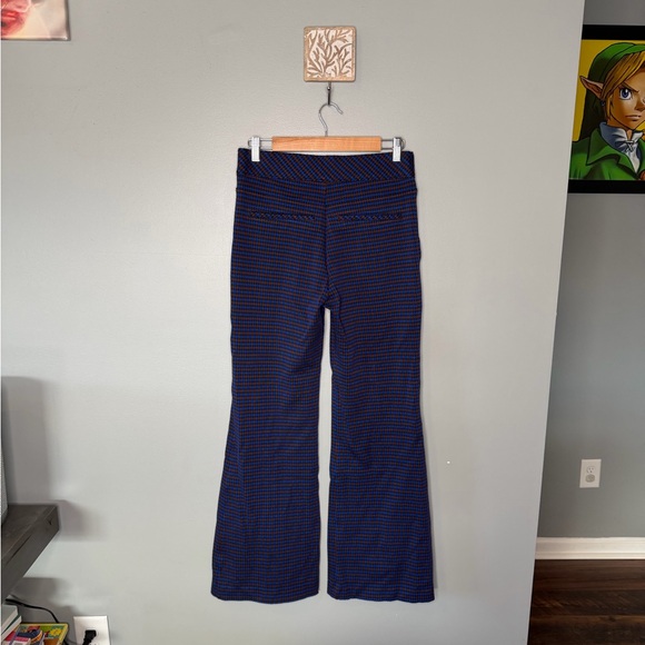 SOLD SPANX The Perfect Pant Hi-Rise Flare - Houndstooth Jacquard - Picture 4 of 12